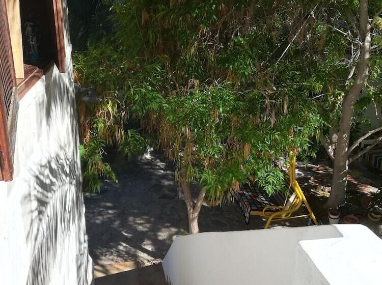 پانسیون Casa Mamánena