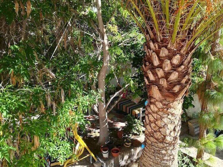 پانسیون Casa Mamánena