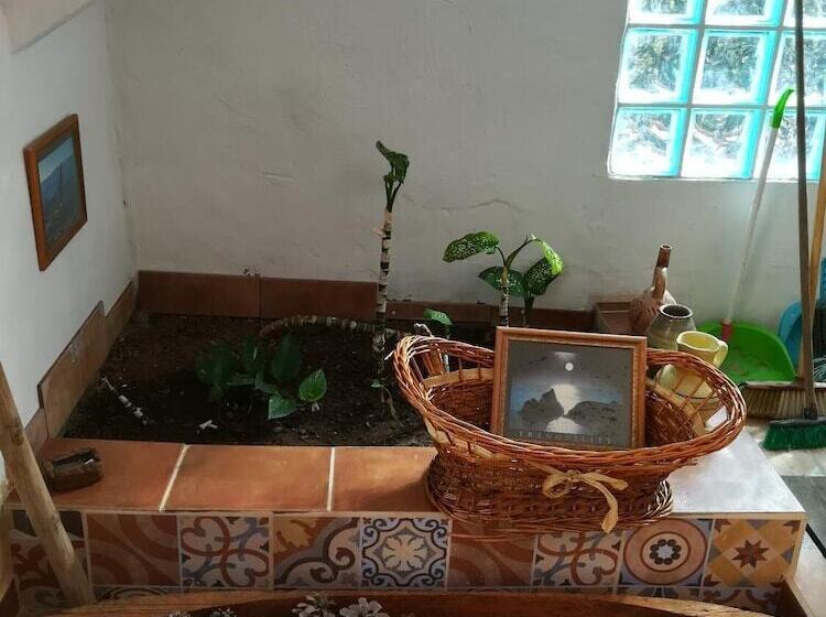 پانسیون Casa Mamánena