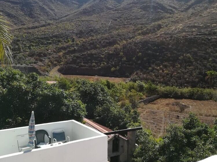 پانسیون Casa Mamánena