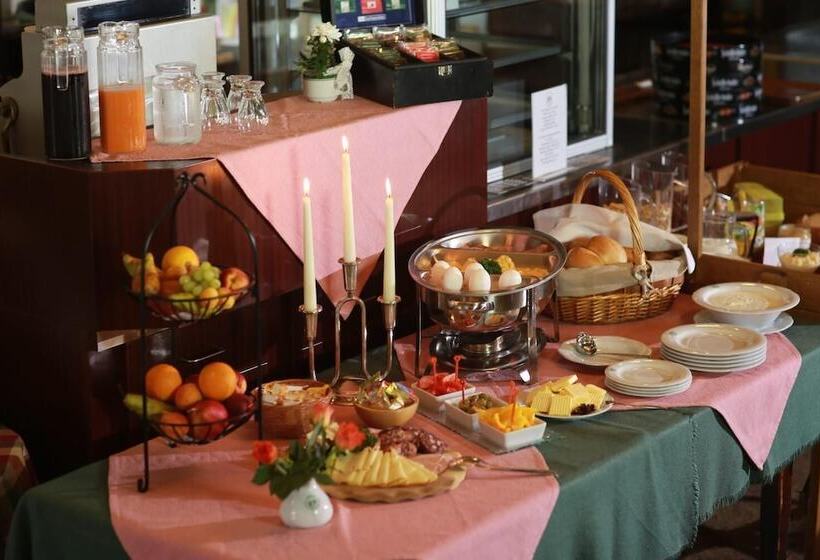 Gaststätte & Pension Lichtenhainer Wasserfall