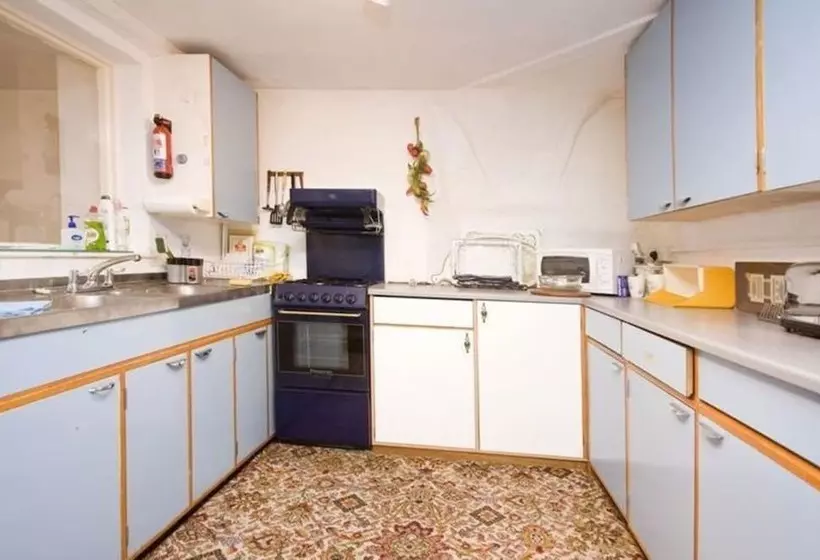 Stanpit Cottage With Scenic Views