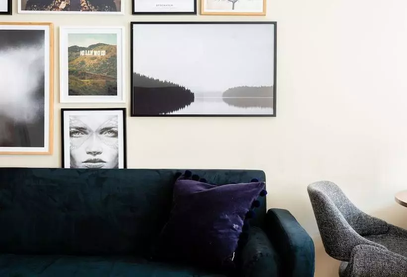 The New Bond Street Loft   Modern 1bdr City Centre Apartment