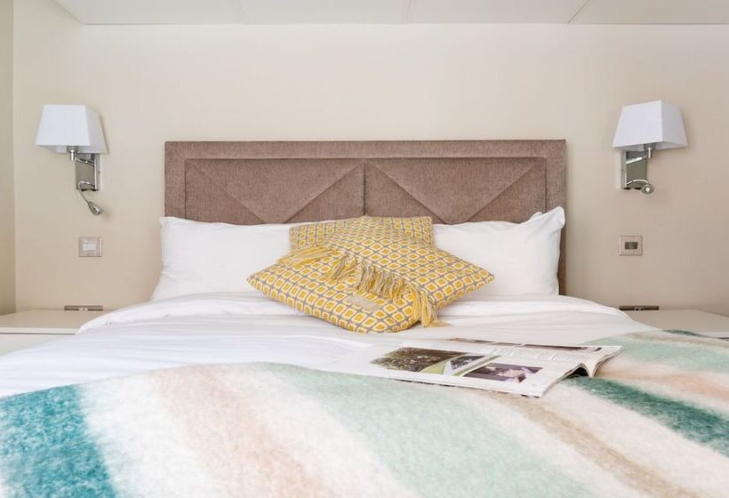 The New Bond Street Loft   Modern 1bdr City Centre Apartment