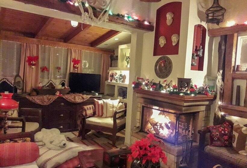 Family Abode For Vacation In Arachova