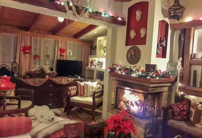 Family Abode For Vacation In Arachova