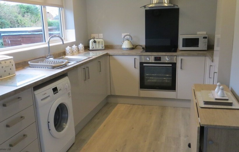 Rosie S  Lovely Detached Bungalow