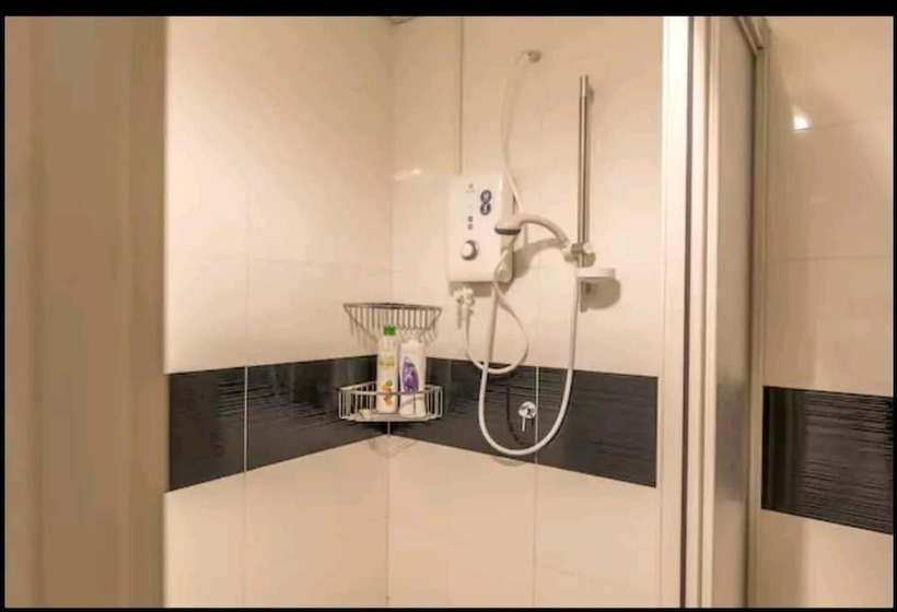 Staynest Suites At Gurney Drive