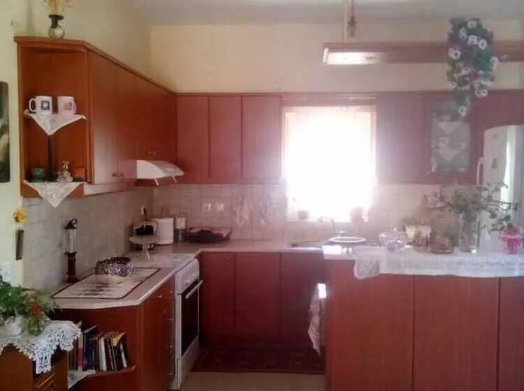 Tourloti Village House