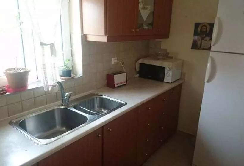 Tourloti Village House