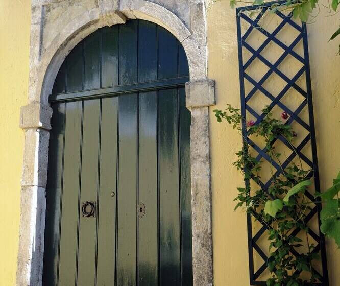 Traditional Greek Maisonette In Antiperni Village