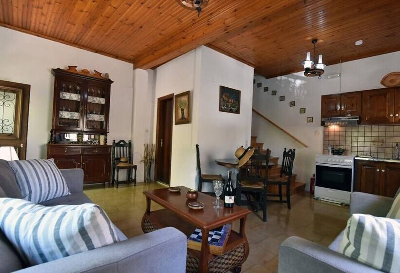 Traditional Greek Maisonette In Antiperni Village