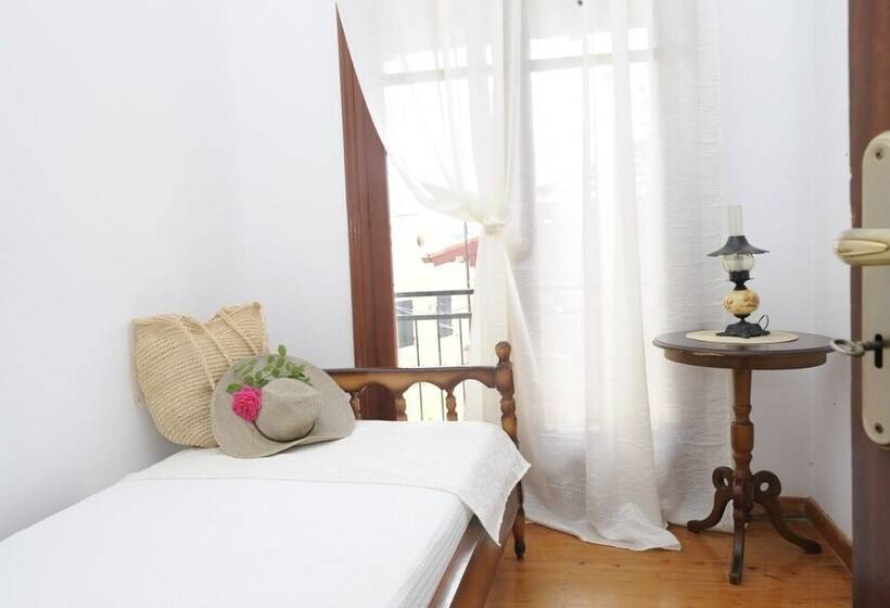 Traditional Greek Maisonette In Antiperni Village