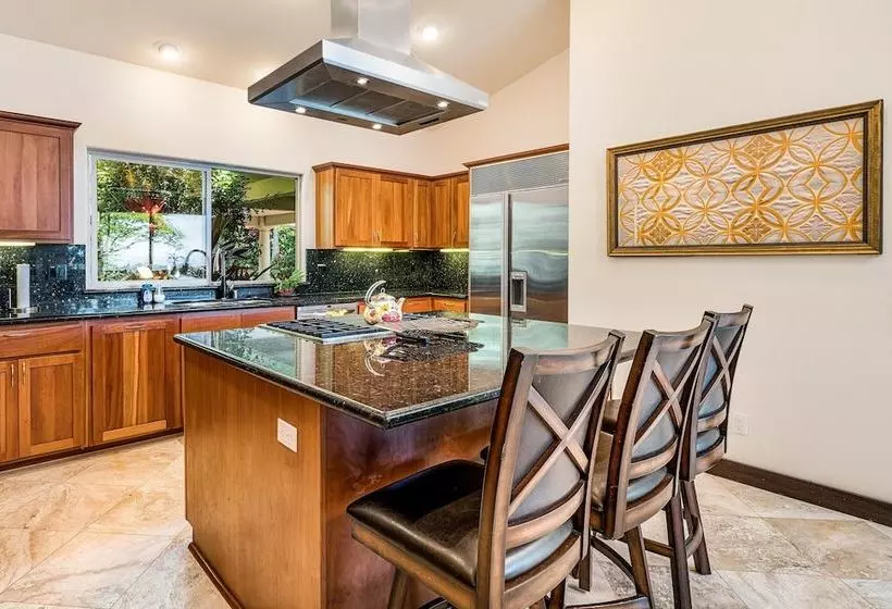 Villa Cinco Resort 8bdr 5bth At Kona Plantation Estates