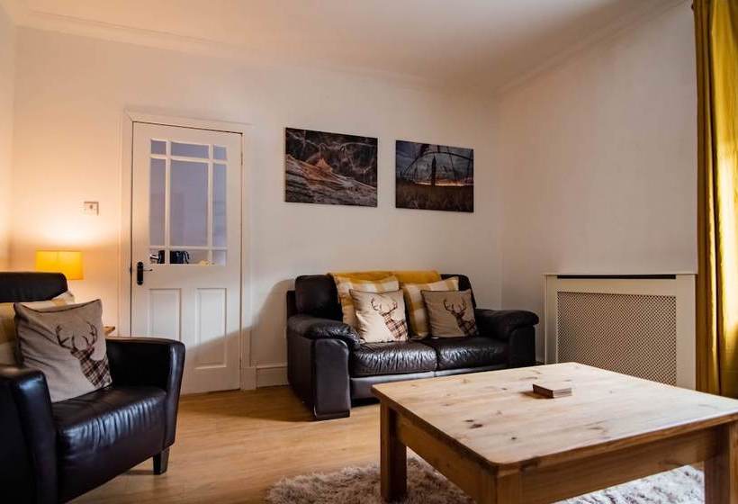 Wells Street Cottage