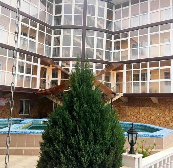 فندق Vologzhsanka