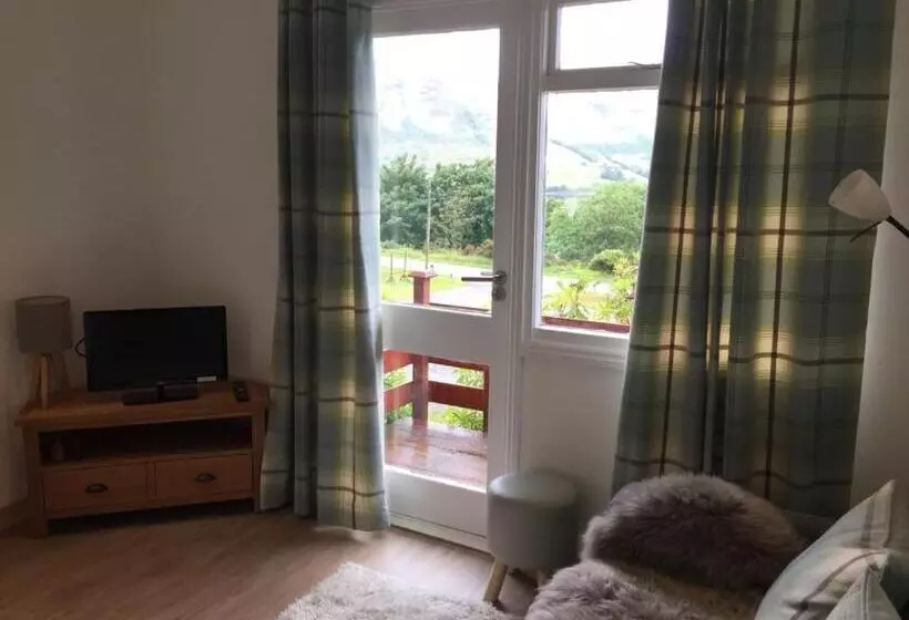 Loch Broom Cabins Seaviews& Petfriendly