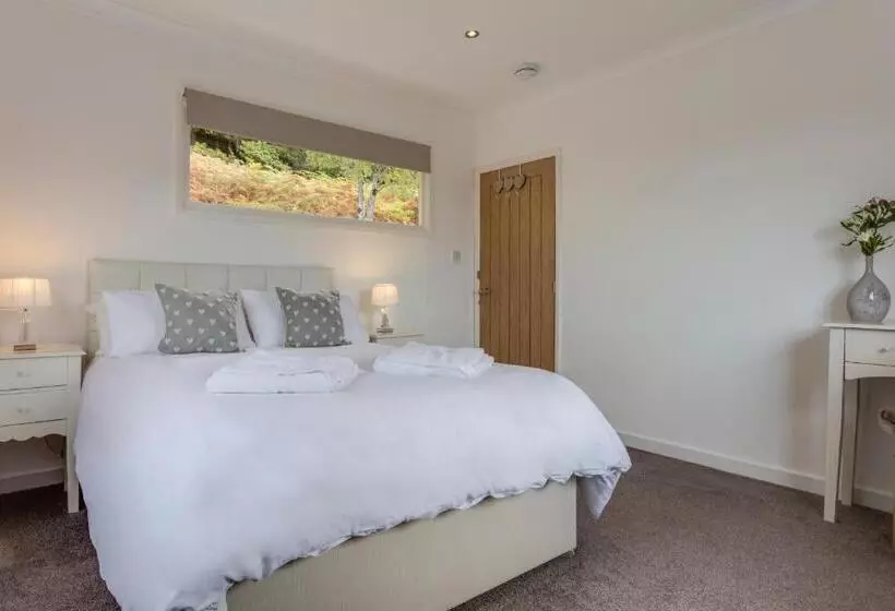 Loch Broom Cabins Seaviews& Petfriendly