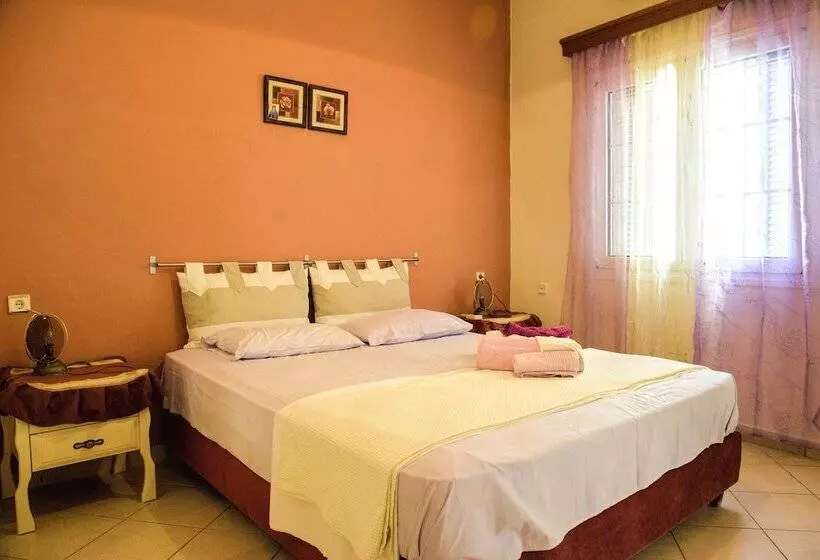 Maria House In The Port Of Kalymnos