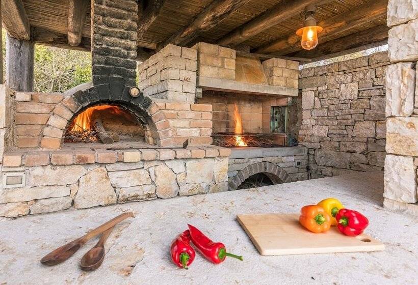 Melithea Seaview Villa