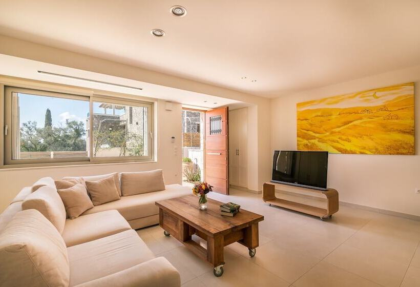 Melithea Seaview Villa