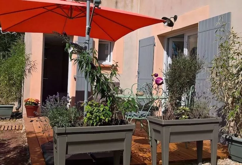 Majatalo Le Chemin De Lauzières