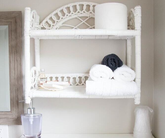 Отель Allen Harbor Rentals