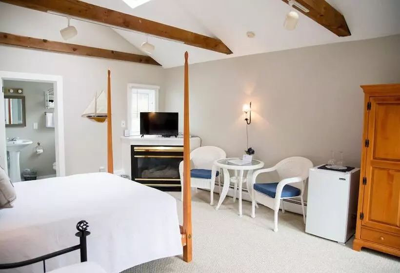 فندق Allen Harbor Rentals