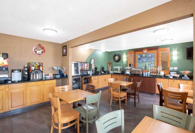 호텔 Americinn By Wyndham Council Bluffs