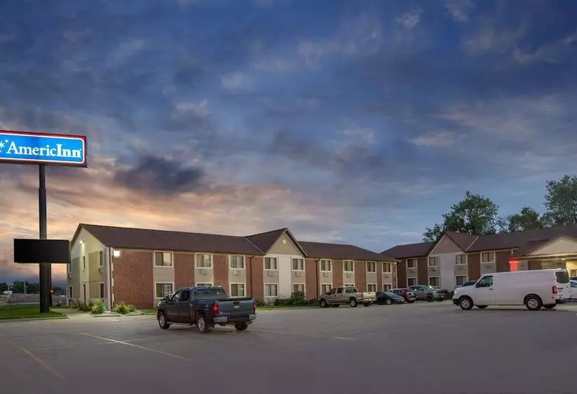 호텔 Americinn By Wyndham Council Bluffs
