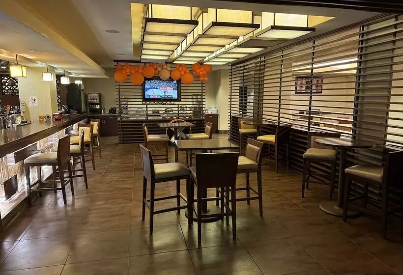 호텔 Brandywine Plaza