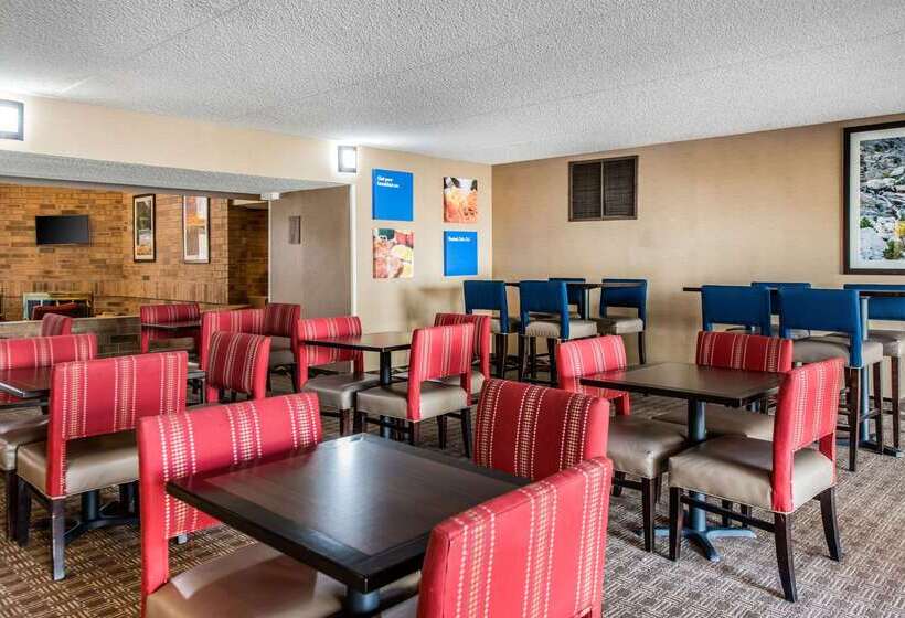 فندق Comfort Inn & Suites Denver Northfield