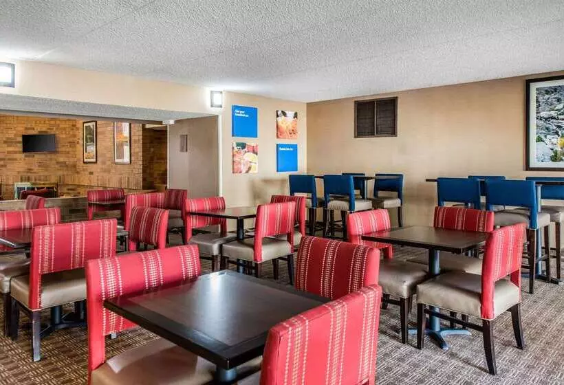 호텔 Comfort Inn & Suites Denver Northfield