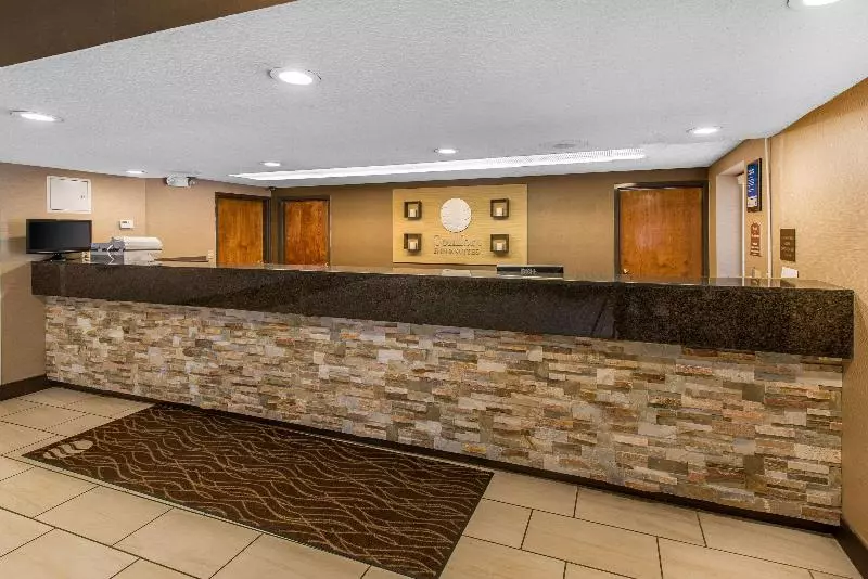 호텔 Comfort Inn & Suites Denver Northfield