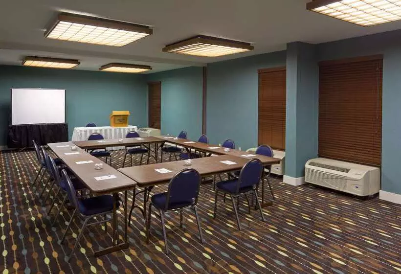 فندق Hampton Inn By Hilton New Bedford/fairhaven