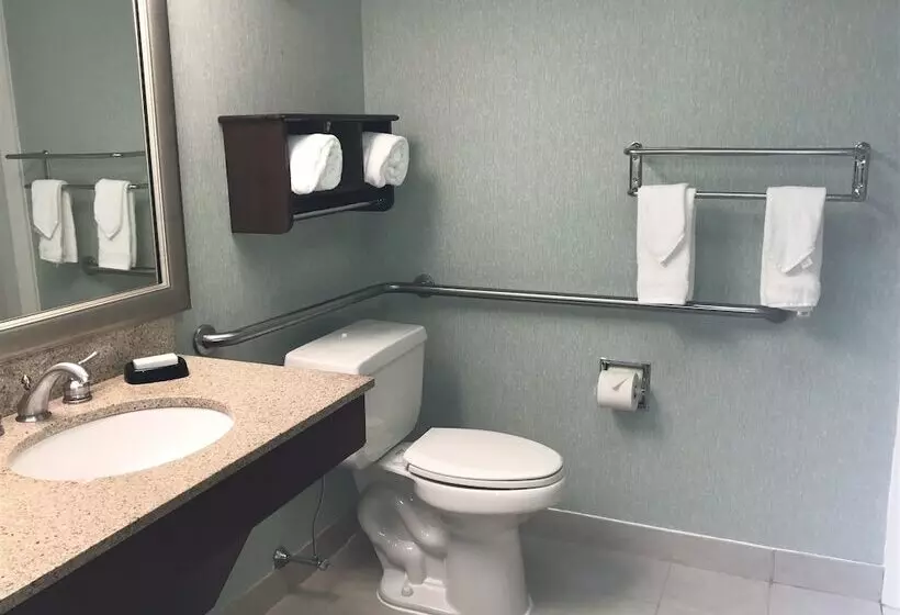 فندق Hampton Inn By Hilton New Bedford/fairhaven