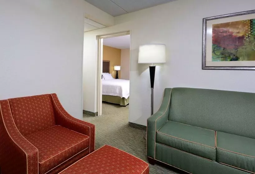 Отель Hampton Inn Raleigh/town Of Wake Forest