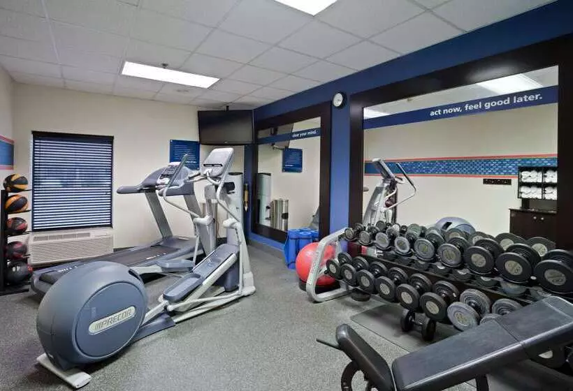 هتل Hampton Inn Williamsportdowntown