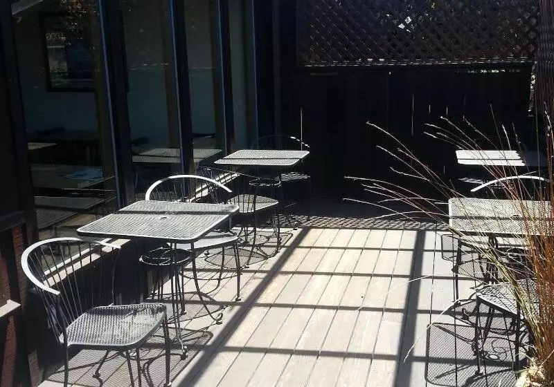 ホテル Harbor Lite Lodge