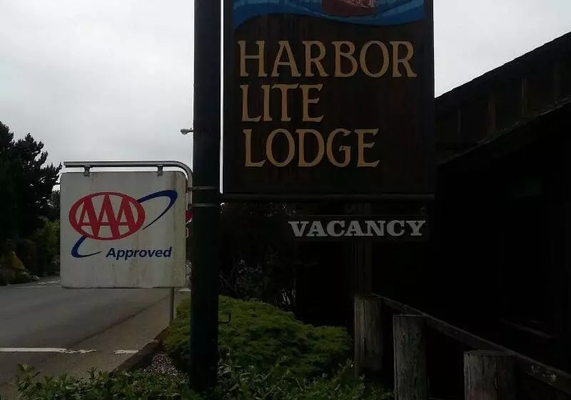 ホテル Harbor Lite Lodge