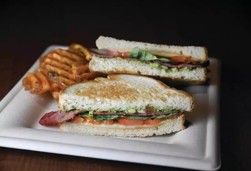 Harrah S Kansas City Hotel And Casino