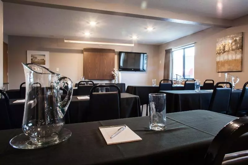 ホテル Heartland Inn Coralville