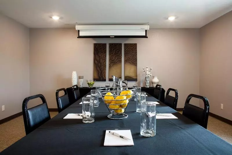 ホテル Heartland Inn Coralville