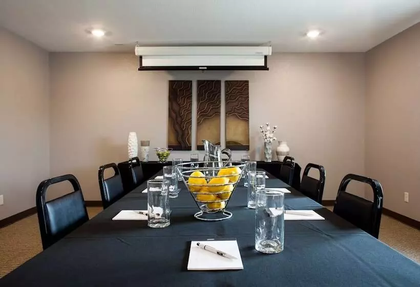 ホテル Heartland Inn Coralville