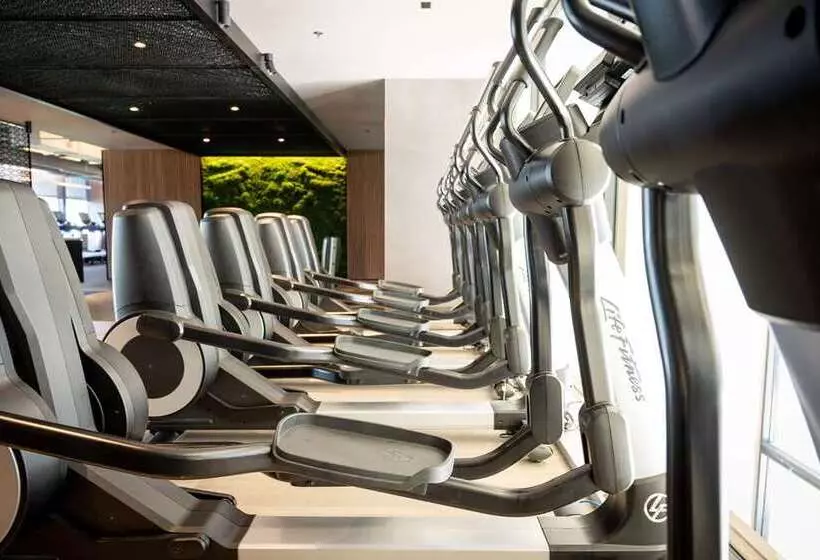 酒店 Hilton Chicago O'Hare Airport