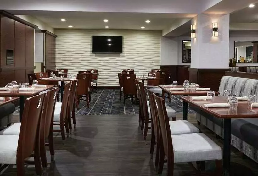 酒店 Hilton Chicago O'Hare Airport