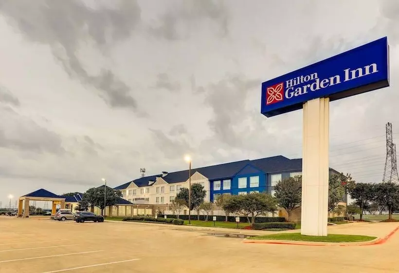Отель Hilton Garden Inn Fort Worth/fossil Creek