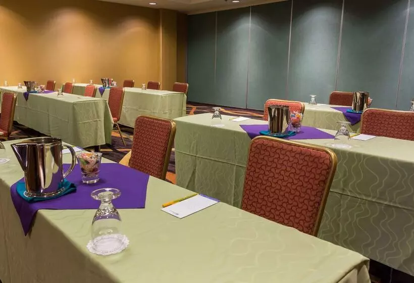 ホテル Hilton Garden Inn San Mateo