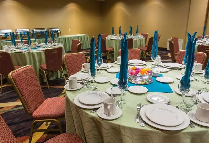 ホテル Hilton Garden Inn San Mateo