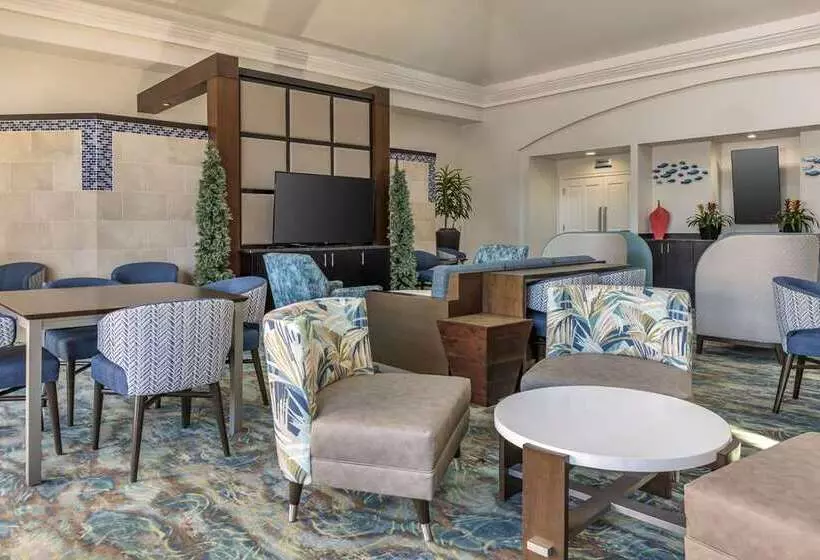 هتل Hilton Grand Vacations Club Seaworld® Orlando
